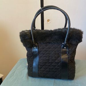 QUILTED MEDIUM TOTE